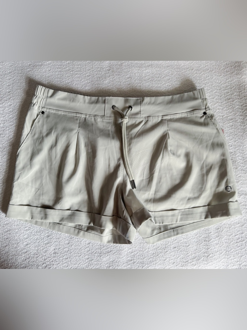 Mondetta Light Cream Pleated Drawstring Shorts NWT